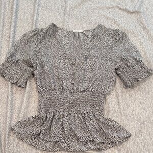 Women's Black and White Smocked Top (Size: XS)